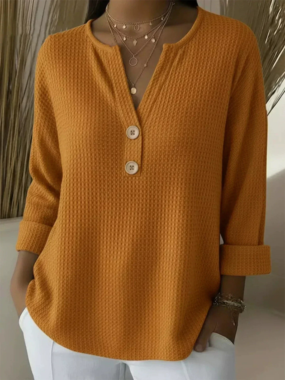 Ala | Top Henley z Guzikami